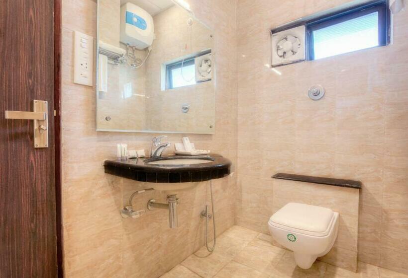 豪华房间, Treebo Shivam Inn Near Singapore Mall