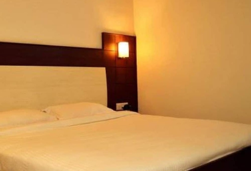 غرفة ديلوكس, Anushree