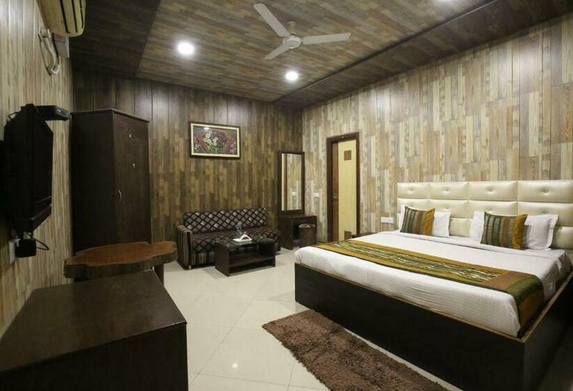 带大床的高级房间, H.k. Continental