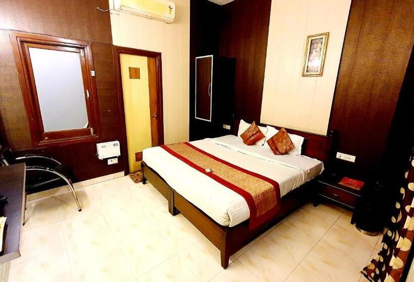 带大床的豪华间, H.k. Continental