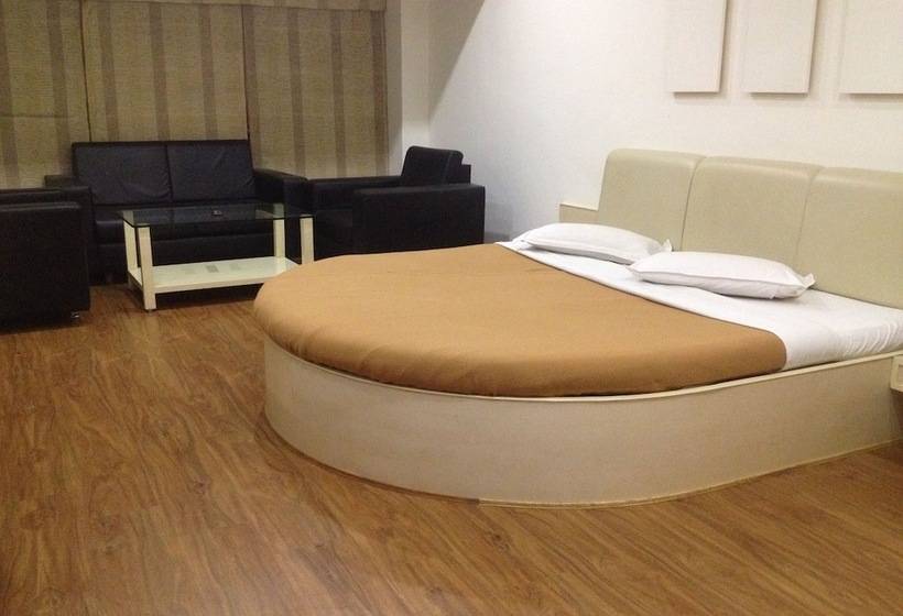 اتاق اجرایی, Kuber