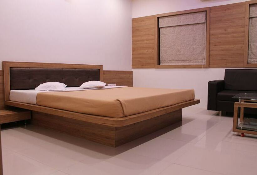 اتاق اجرایی, Kuber