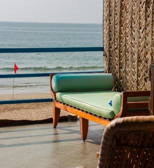 קוטג' דלוקס, New Common Home