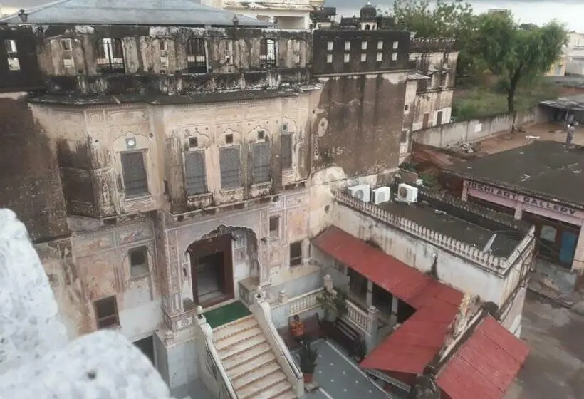 デラックスルーム, Radhika Haveli, Mandawa