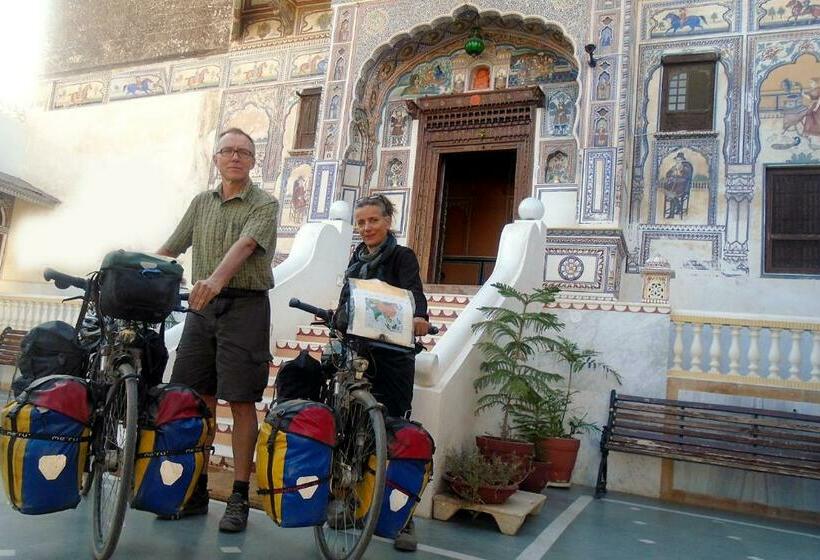 Люкс, Radhika Haveli, Mandawa