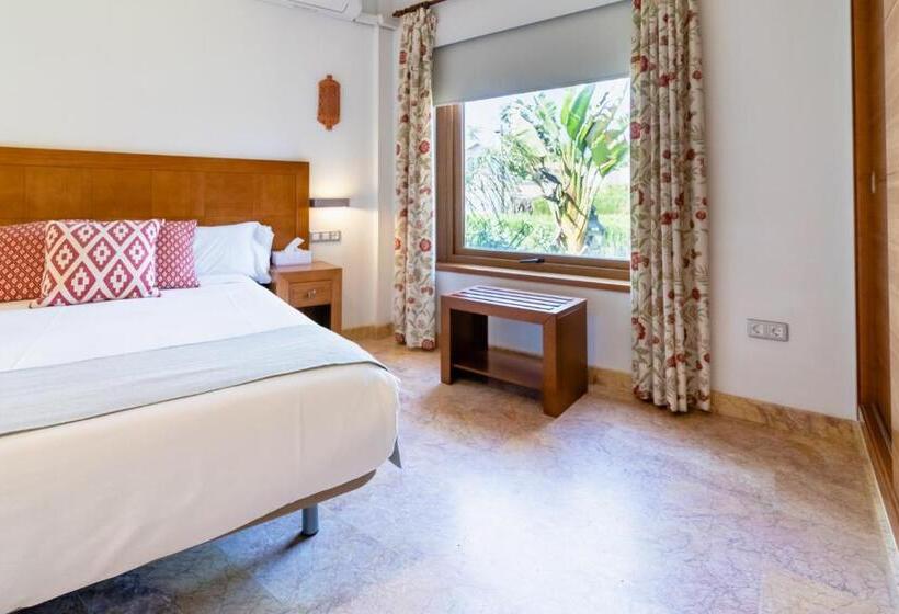 Camera Standard, Riad Arruzafa