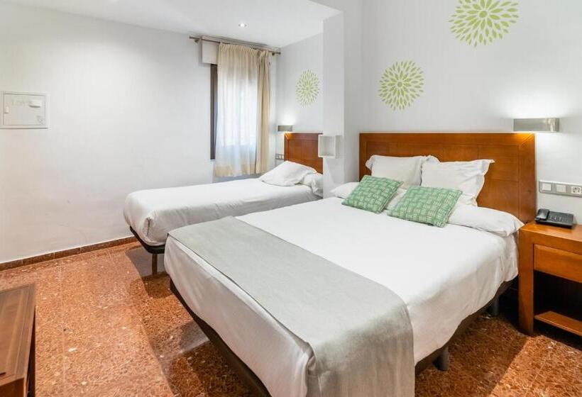 Camera Tripla Economy, Riad Arruzafa