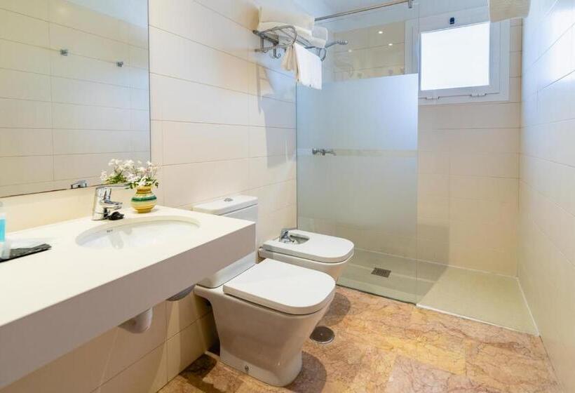 Camera Standard, Riad Arruzafa