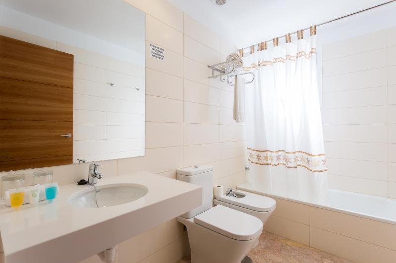 Camera Standard, Riad Arruzafa