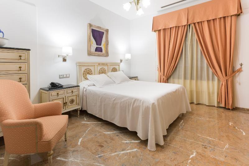 Camera Standard, Riad Arruzafa