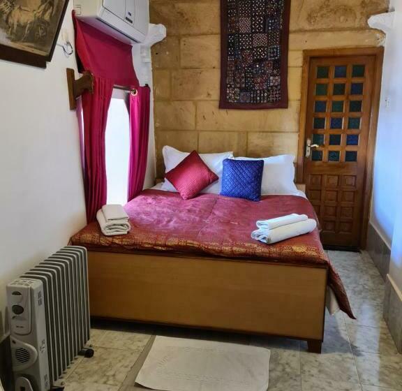 スタンダードルーム, Victoria