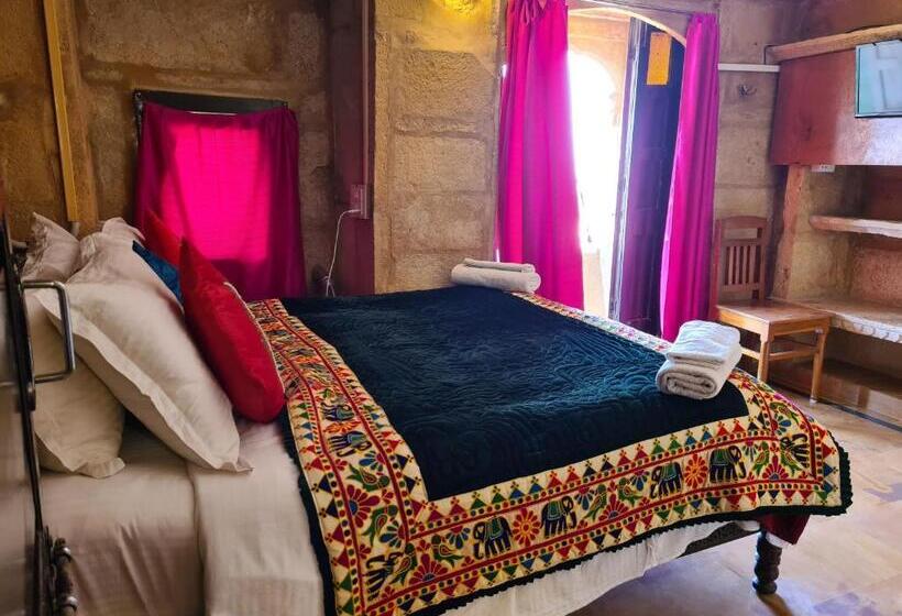 バルコニー付きデラックスルーム, Victoria