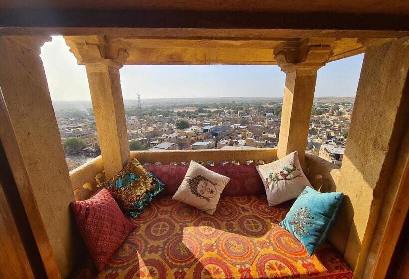 バルコニー付きデラックスルーム, Victoria