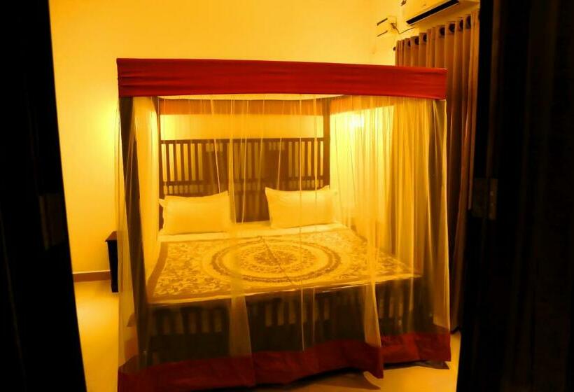 اتاق استاندارد با تخت بزرگ, Little Elephant Beach Resort