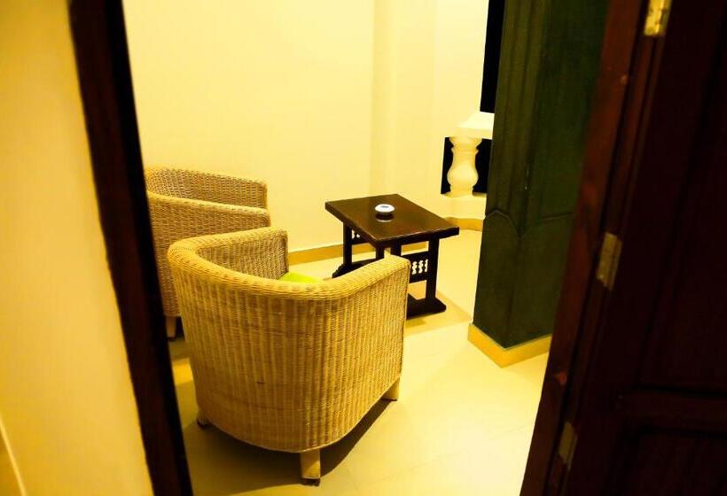 اتاق اجرایی با چشم‌انداز دریا, Little Elephant Beach Resort