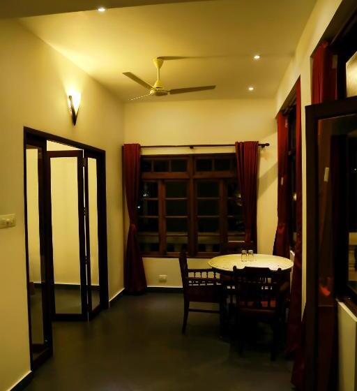 اتاق راحتی با چشم‌انداز دریا, Little Elephant Beach Resort