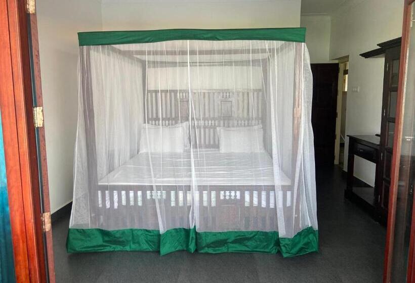 اتاق استاندارد با چشم‌انداز دریا, Little Elephant Beach Resort