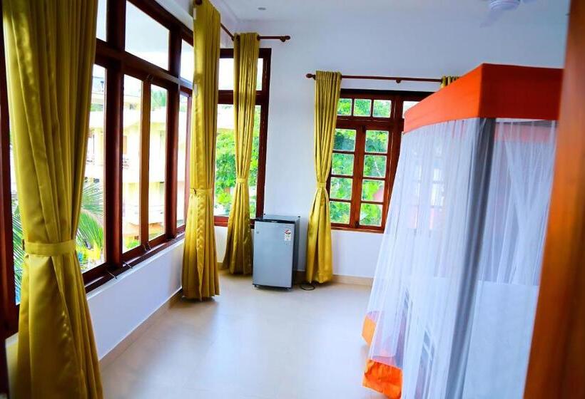 اتاق اجرایی با چشم‌انداز دریا, Little Elephant Beach Resort