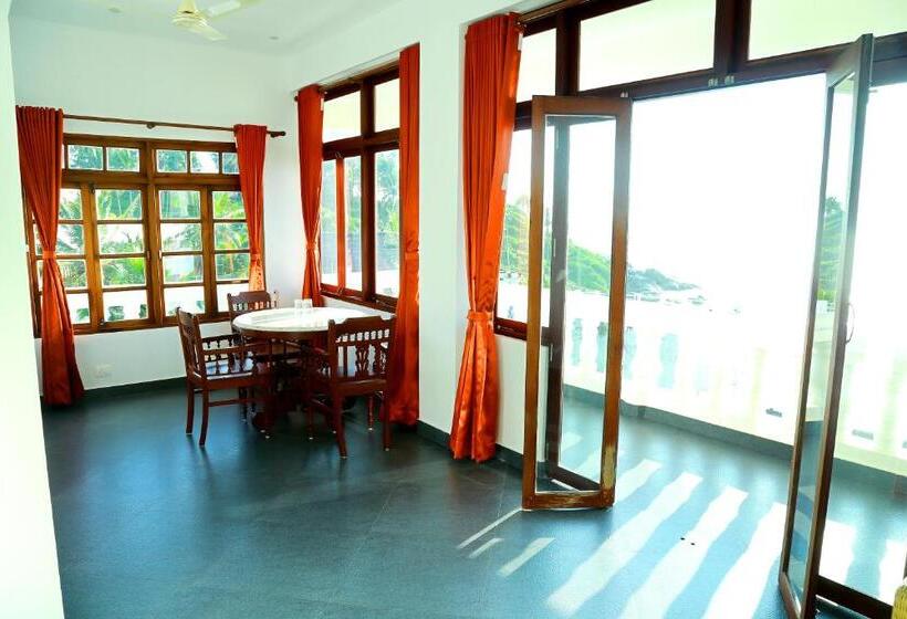 اتاق راحتی با چشم‌انداز دریا, Little Elephant Beach Resort