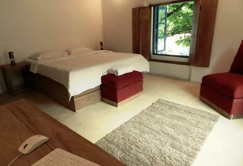デラックスルーム, The Old Quarter Hostel