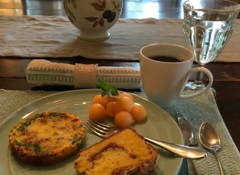 デラックススイート, Dream House Country Inn