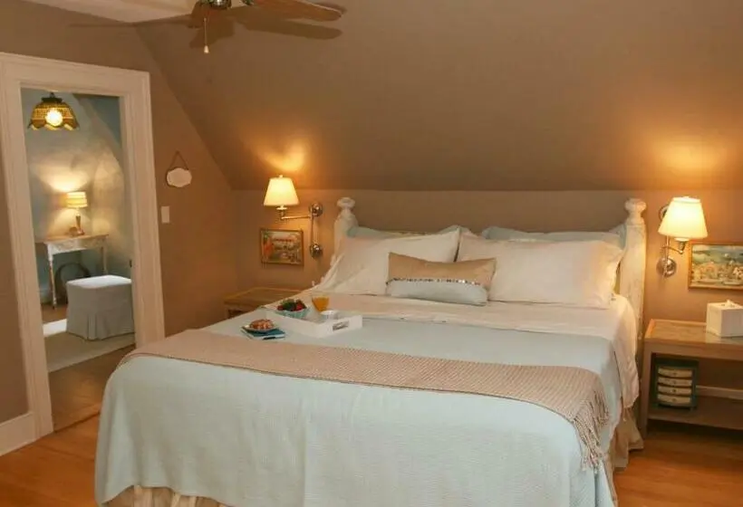 デラックススイート, Dream House Country Inn