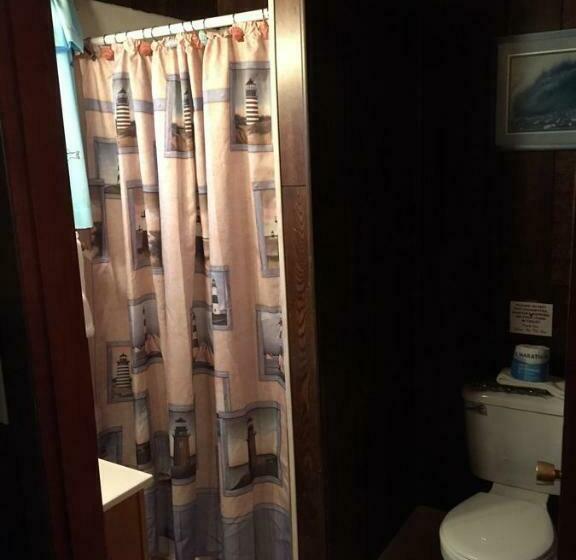 غرفة قياسية, Chris By The Sea Motel