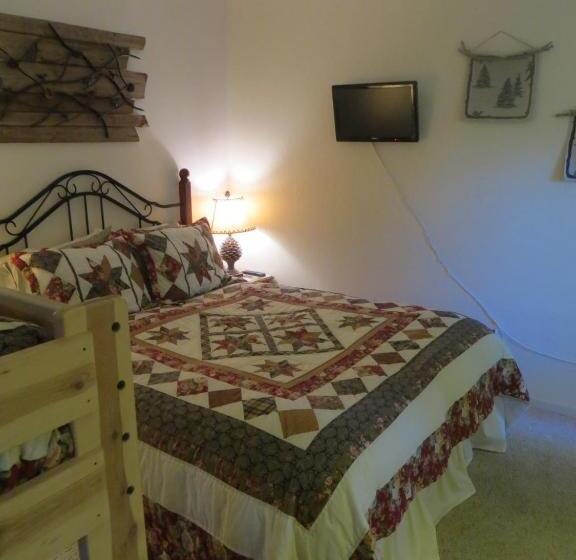 סוויטה משפחתית, Donner Lake Inn