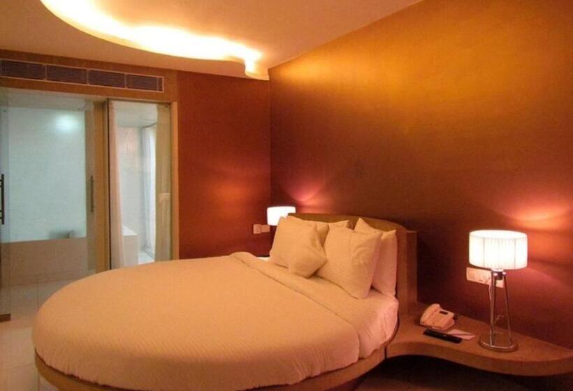 ロイヤルスイート, Cocoon Luxury Business