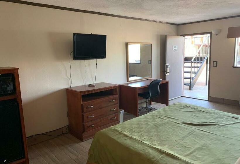 חדר סטנדרט עם מיטת קינג, Bedford Inn