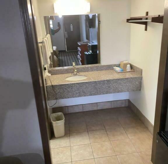 חדר סטנדרט עם מיטת קינג, Bedford Inn