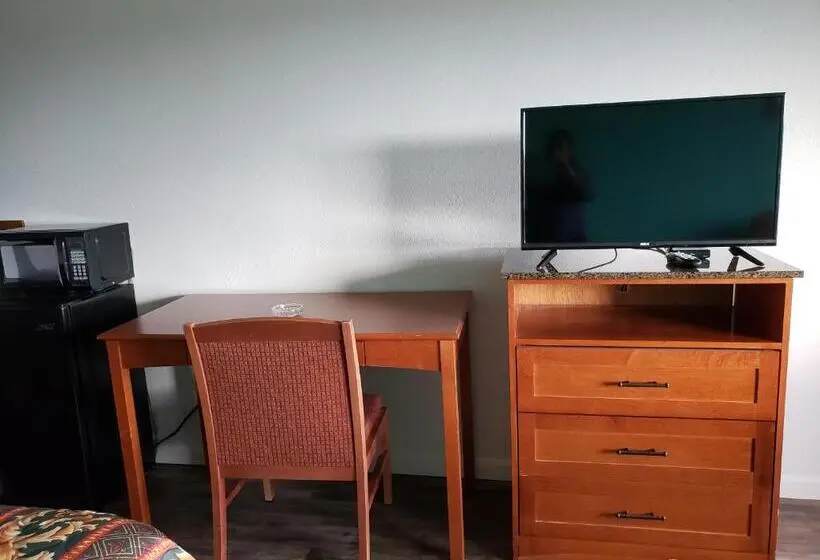Deluxe-huone King-vuode, Budget Inn