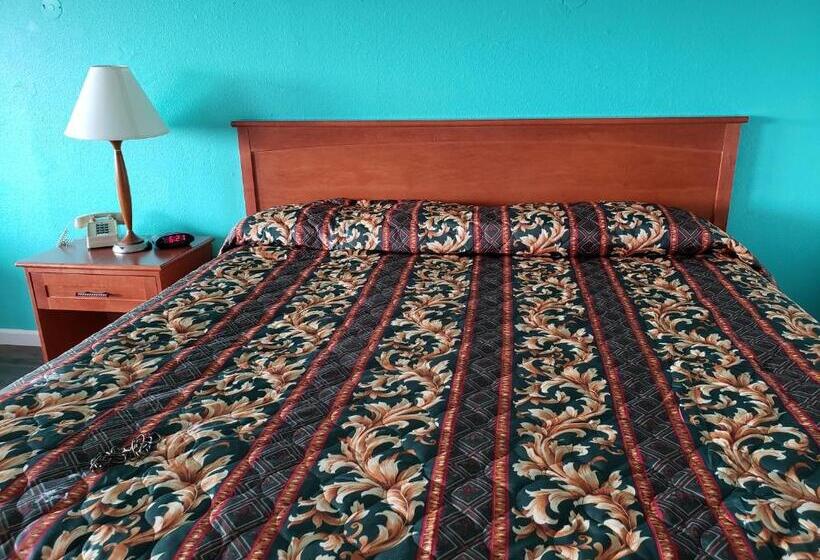 חדר דחוקס עם מיטת קינג, Budget Inn