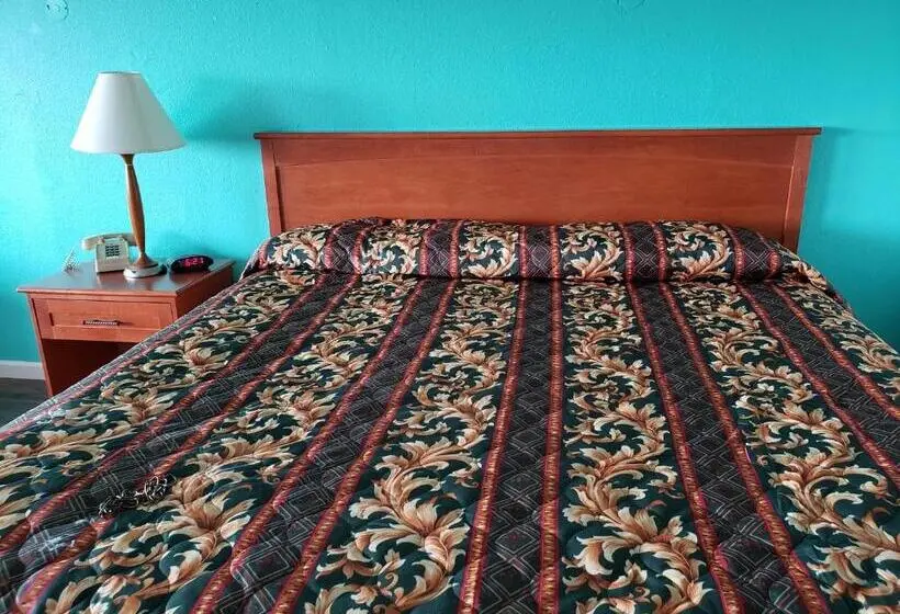 Deluxe-huone King-vuode, Budget Inn