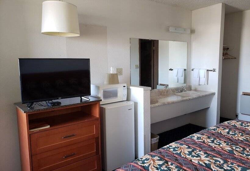 ダブルベッドスタンダードルーム, Budget Inn