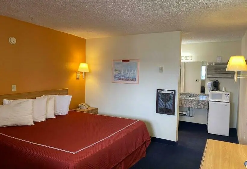 キングサイズベッドのスタンダードルーム, Econo Lodge