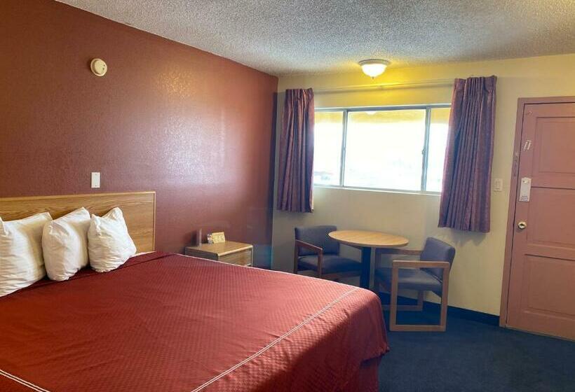 스탠다드 룸 킹사이즈 침대, Econo Lodge