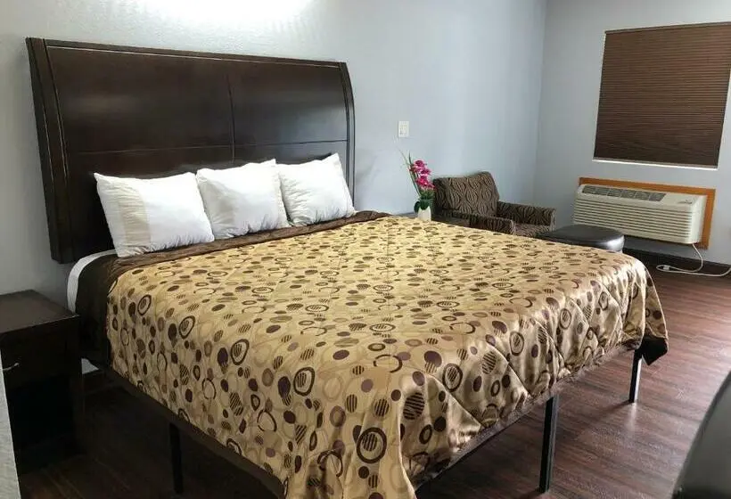 キングサイズベッドのスタンダードルーム, Budget Inn   Laurens