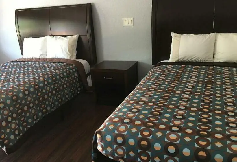 ２ダブルベッドのスタンダードルーム, Budget Inn   Laurens