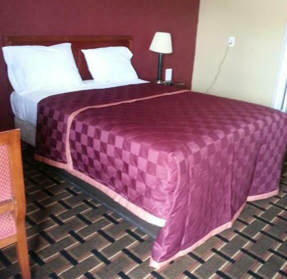 غرفة قياسية فردية, Royal Inn