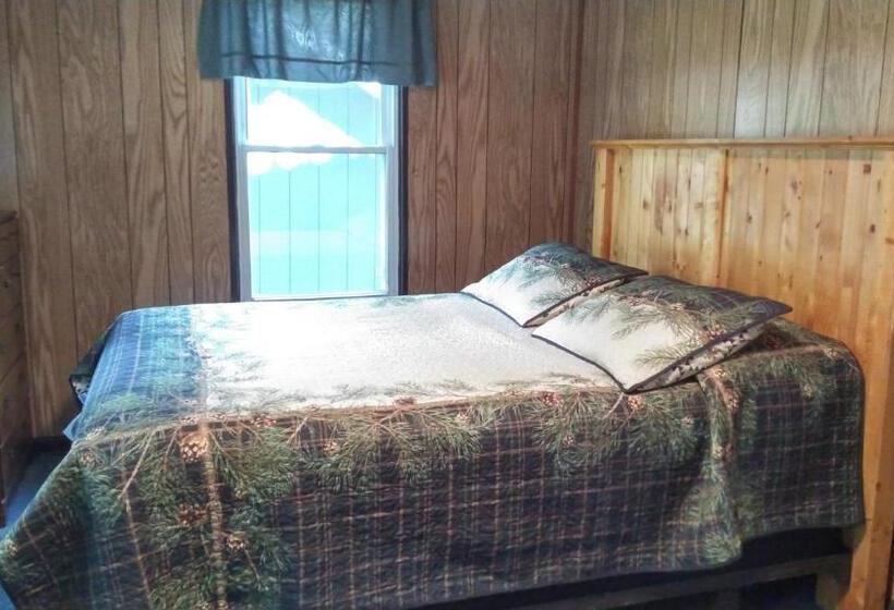 ４ベッドルームハウス, Cramers Point Lake Breeze