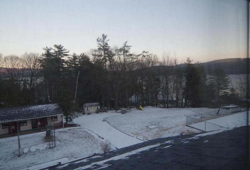 ４ベッドルームハウス, Cramers Point Lake Breeze