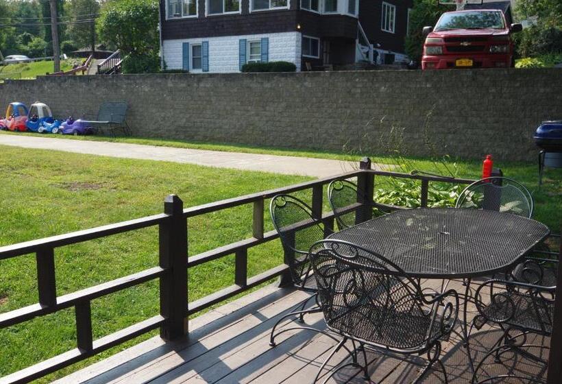 ツーベッドルーム　ヴィラ, Cramers Point Lake Breeze