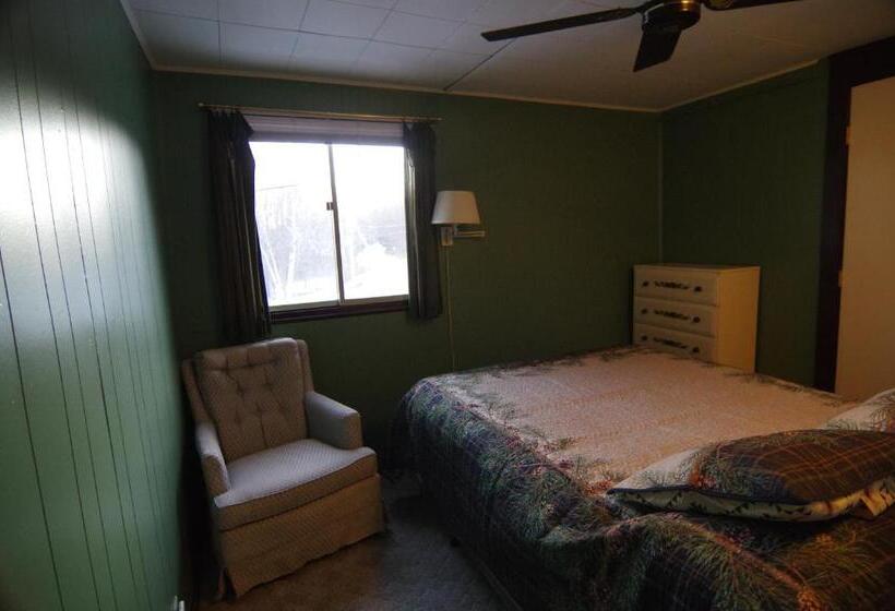 ４ベッドルームハウス, Cramers Point Lake Breeze