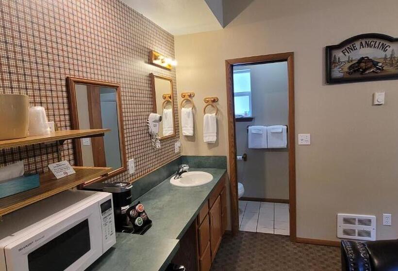 수피리어 룸, Riverfront Motel & Cabins