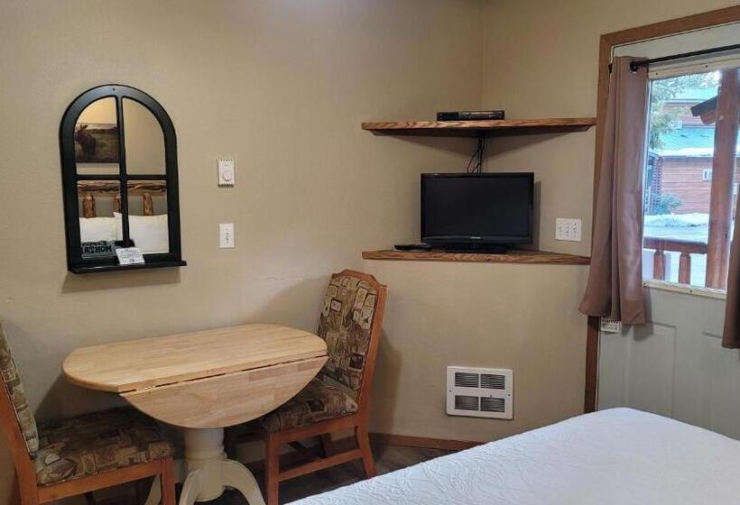 스탠다드 룸, Riverfront Motel & Cabins