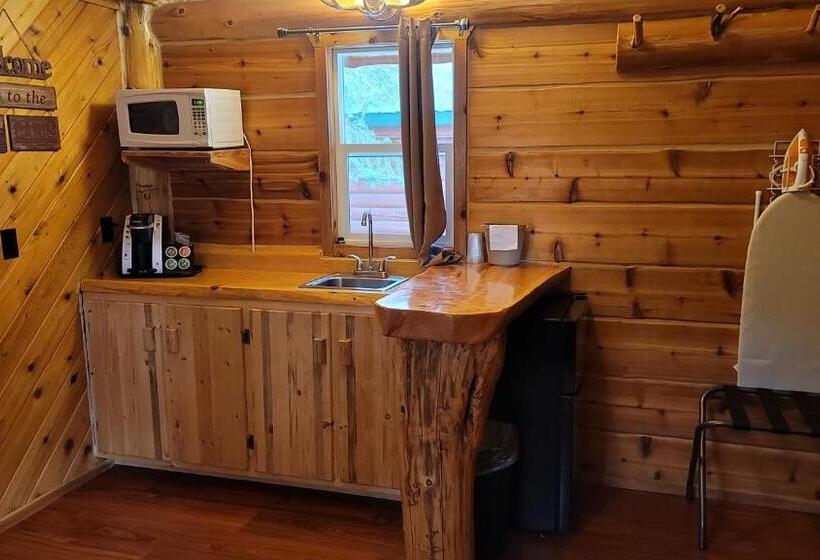Номер Superior, Riverfront Motel & Cabins