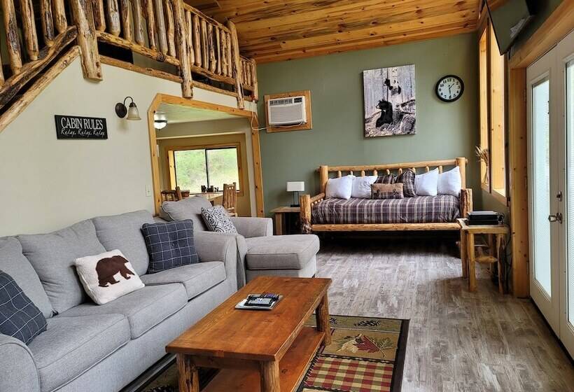 침실 3개 주택, Riverfront Motel & Cabins