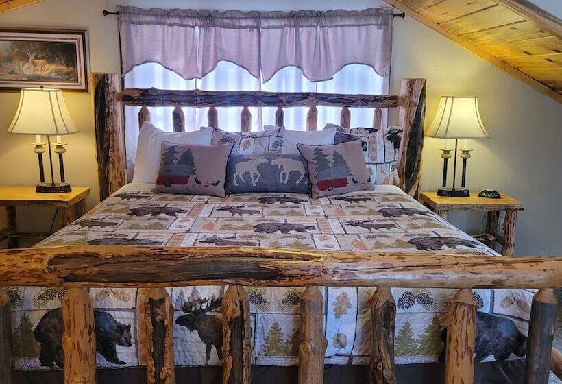 침실 3개 주택, Riverfront Motel & Cabins