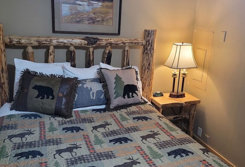 침실 3개 주택, Riverfront Motel & Cabins